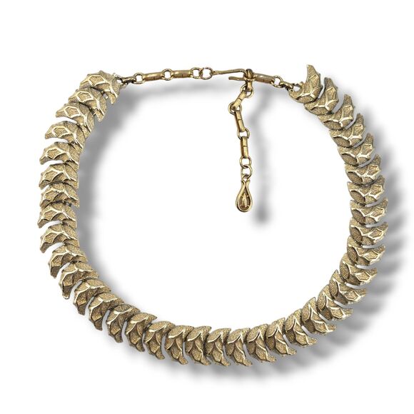 Coro Gold Tone Chunky Link Choker Necklace Statement MCM Retro Glam Adjustable - Picture 3 of 14